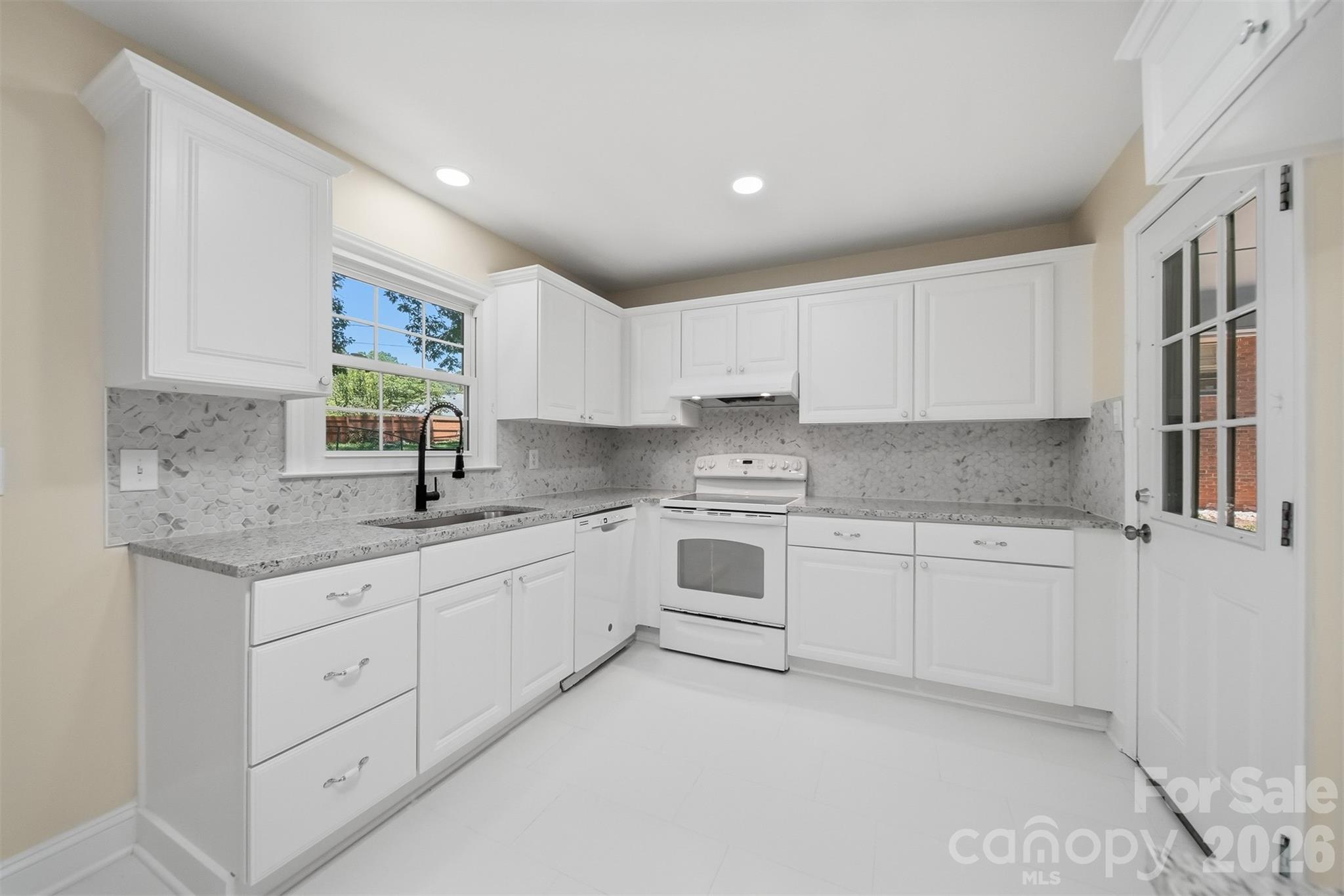 1409 Woodberry Road Charlotte NC 28212