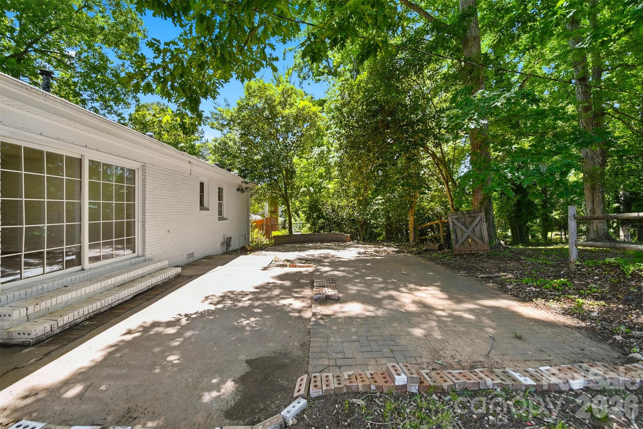 1409 Woodberry Road Charlotte NC 28212
