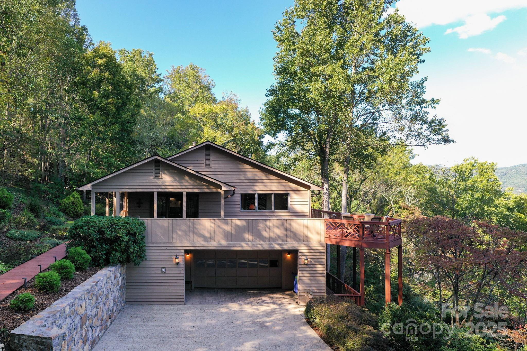 9 Sandon Circle Asheville NC 28804