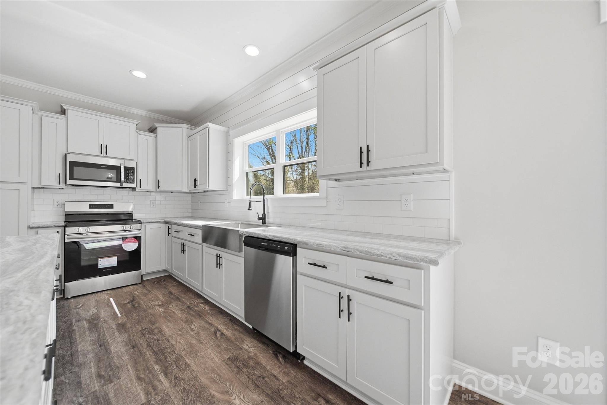 1007 Hibriten Drive SE Lenoir NC 28645