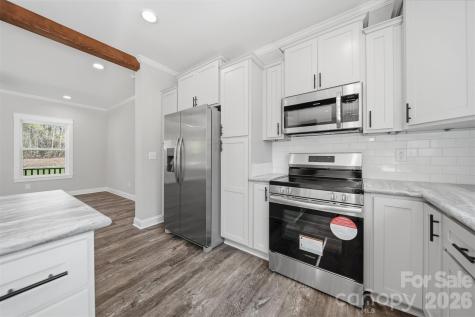 1007 Hibriten Drive SE Lenoir NC 28645