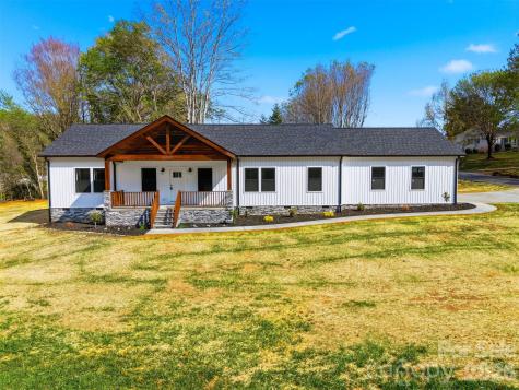 1007 Hibriten Drive SE Lenoir NC 28645