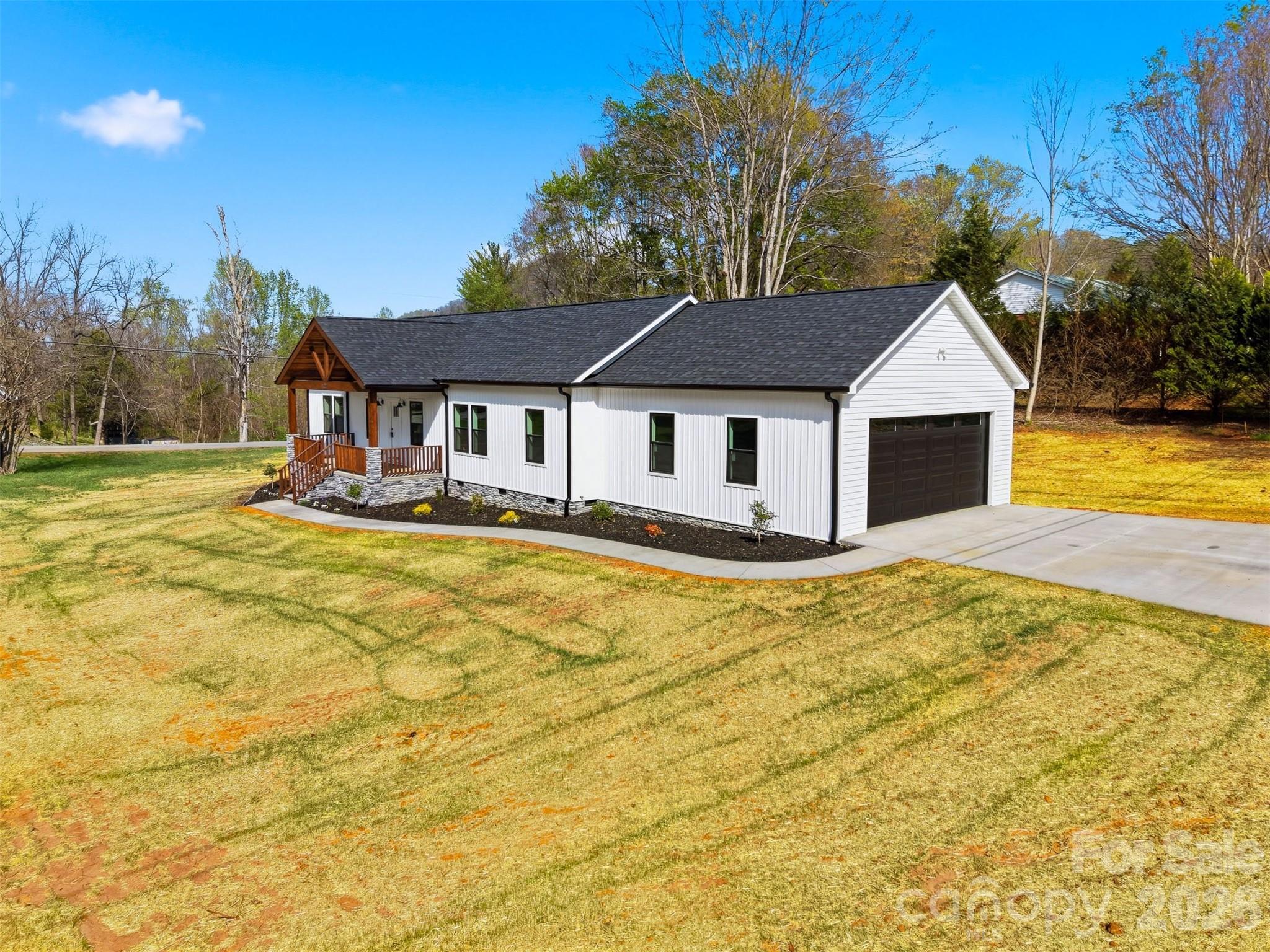 1007 Hibriten Drive SE Lenoir NC 28645