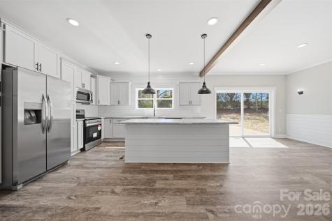 1007 Hibriten Drive SE Lenoir NC 28645