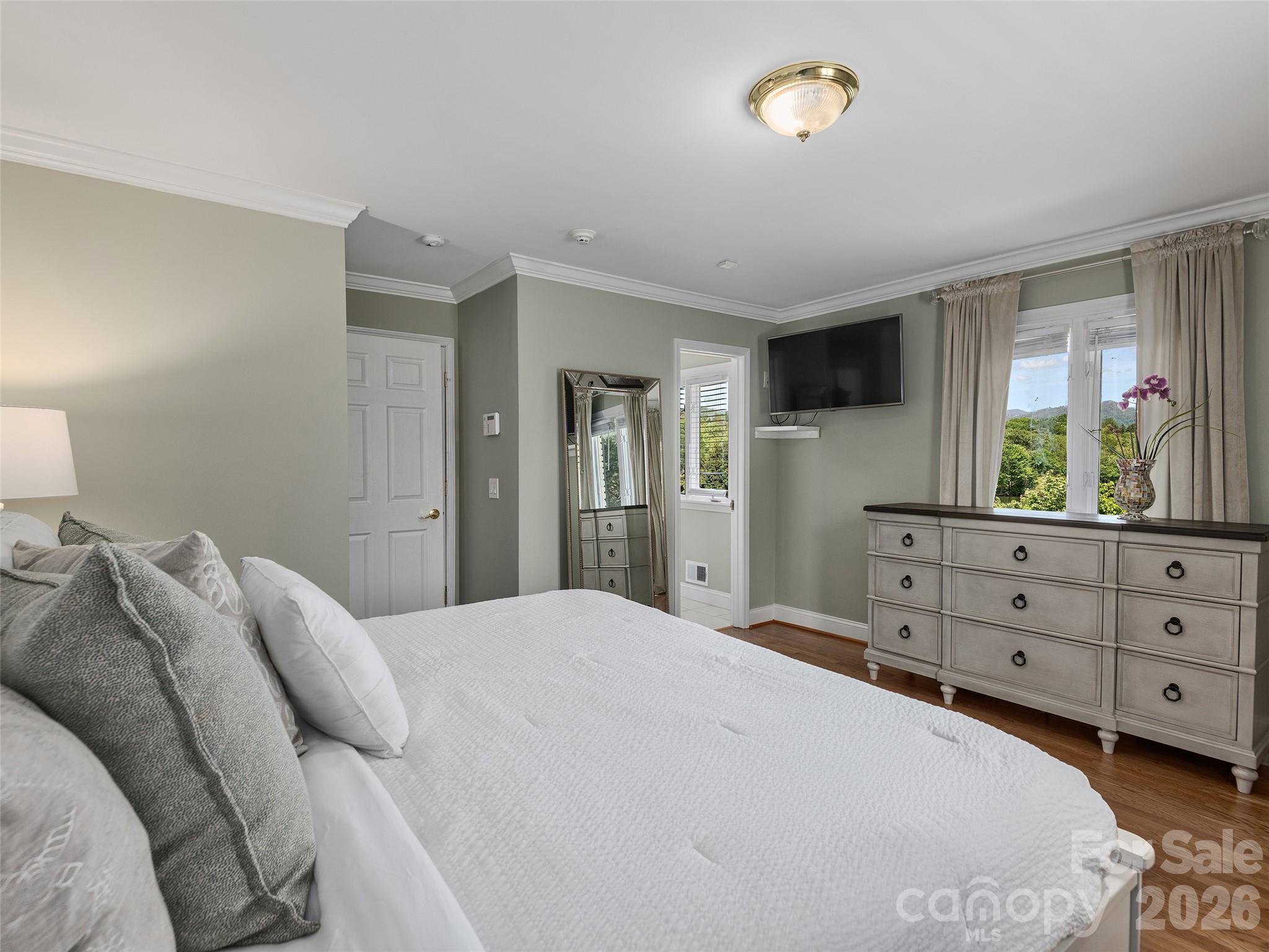 7 Glen Falls Road Asheville NC 28804
