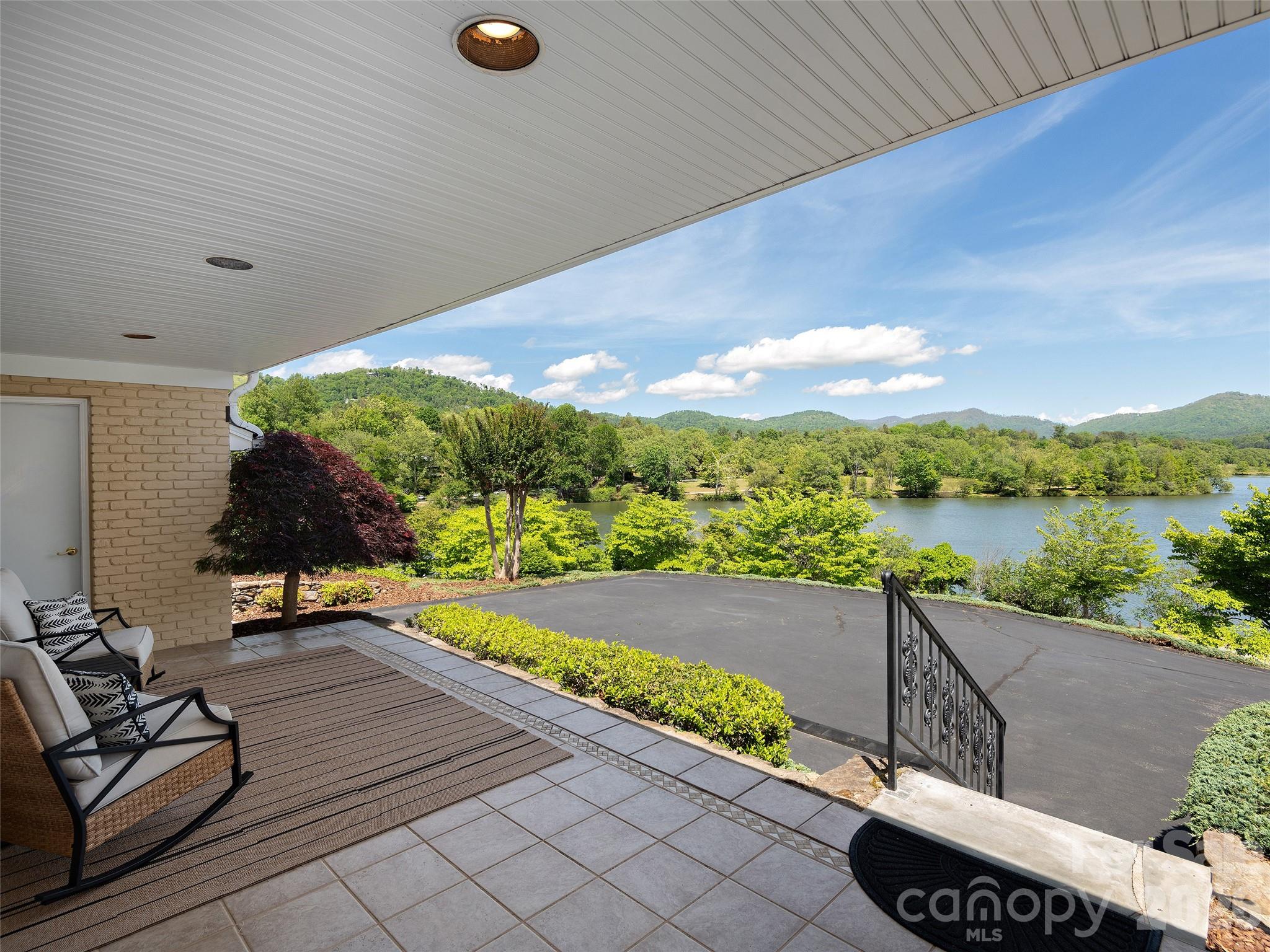 7 Glen Falls Road Asheville NC 28804