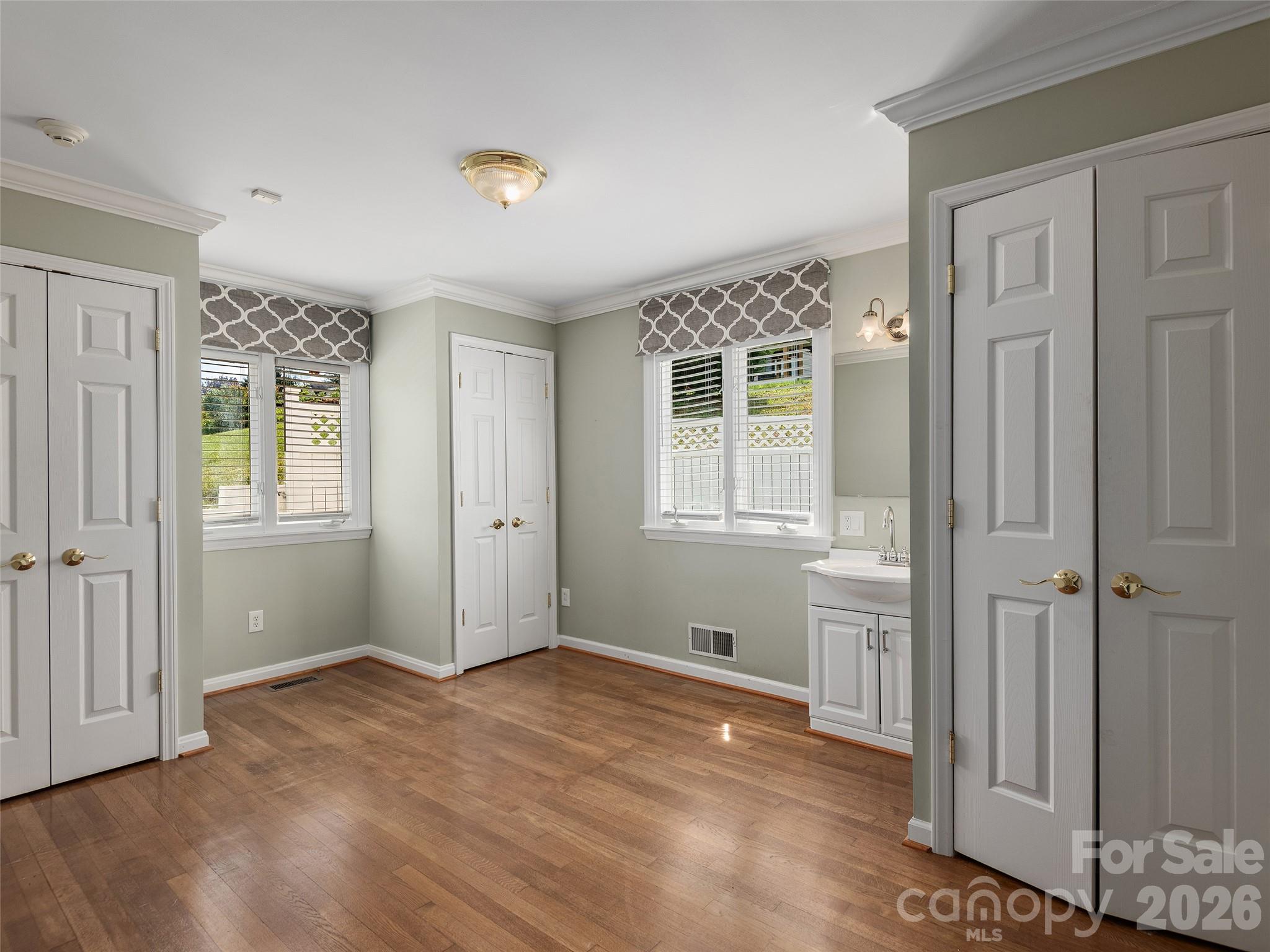 7 Glen Falls Road Asheville NC 28804
