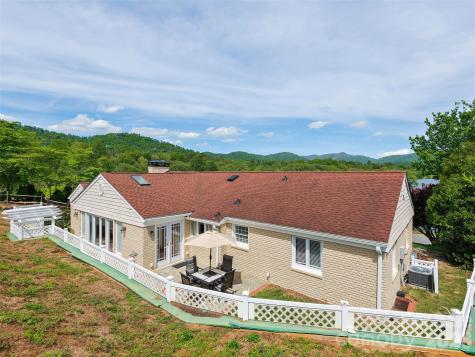 7 Glen Falls Road Asheville NC 28804
