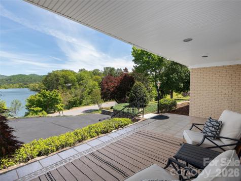 7 Glen Falls Road Asheville NC 28804