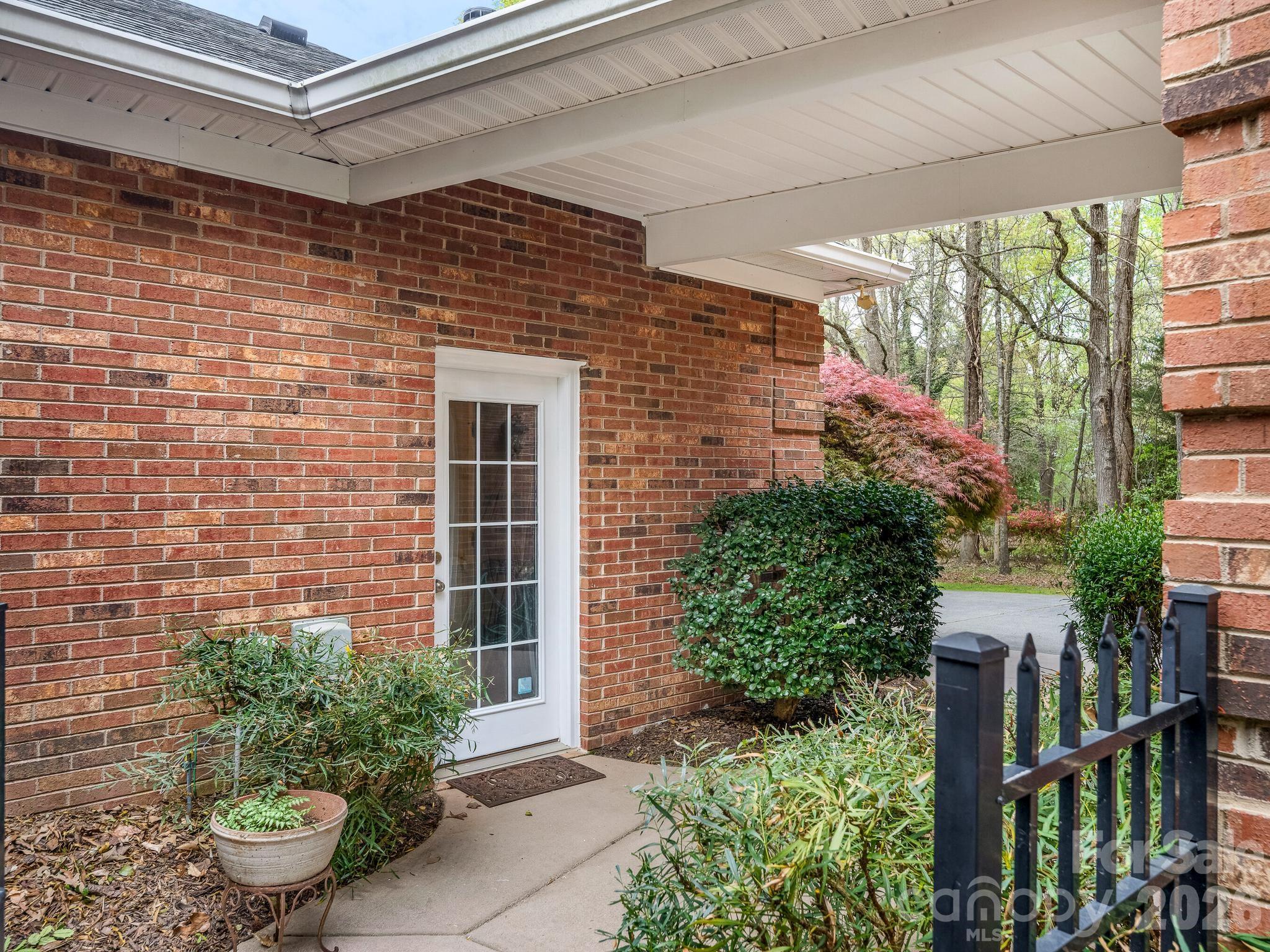 3832 High Ridge Road Charlotte NC 28270