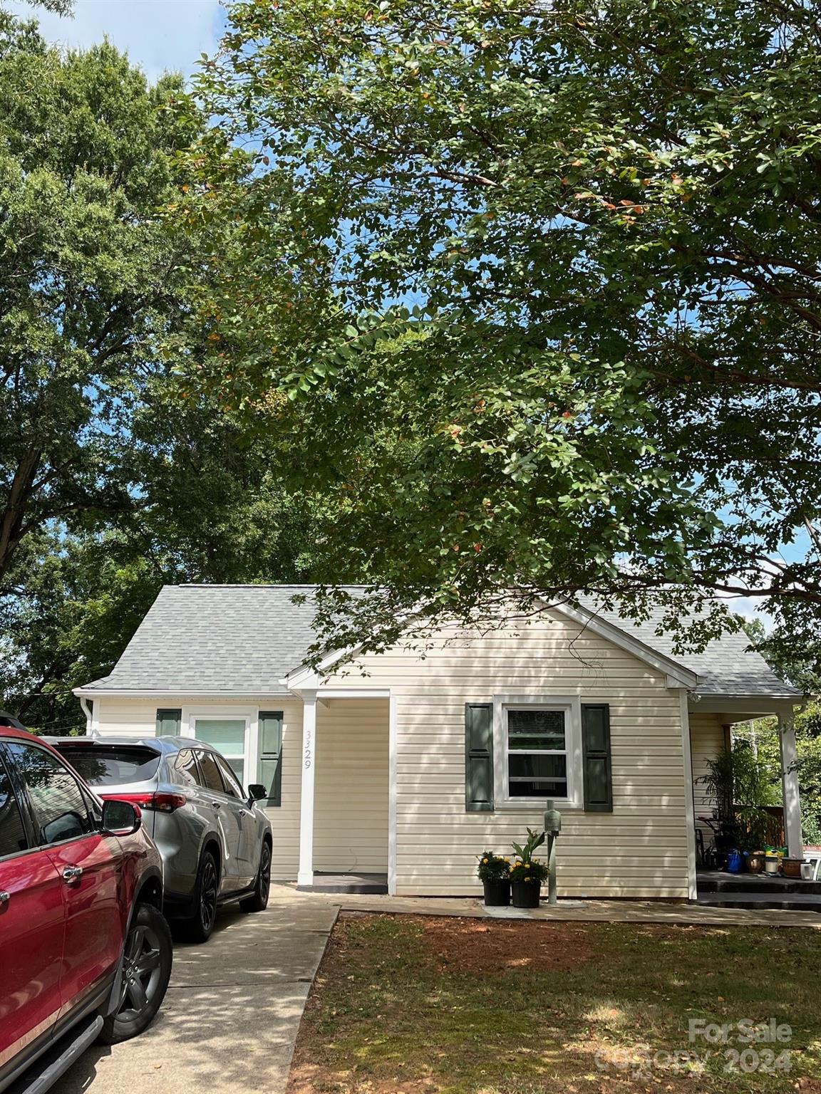 3329 Draper Avenue Charlotte NC 28205