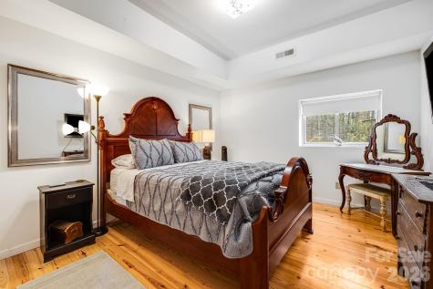 409 Hamlet Drive Burnsville NC 28714
