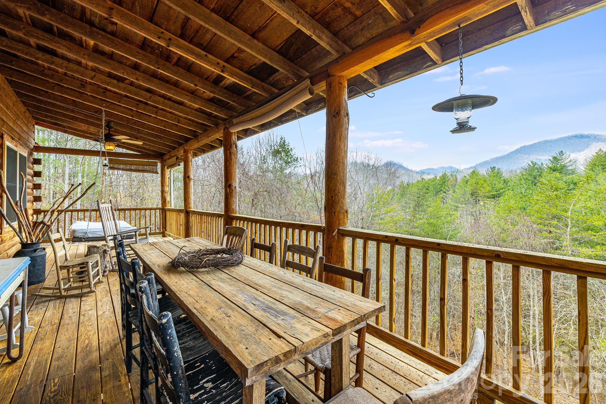 409 Hamlet Drive Burnsville NC 28714