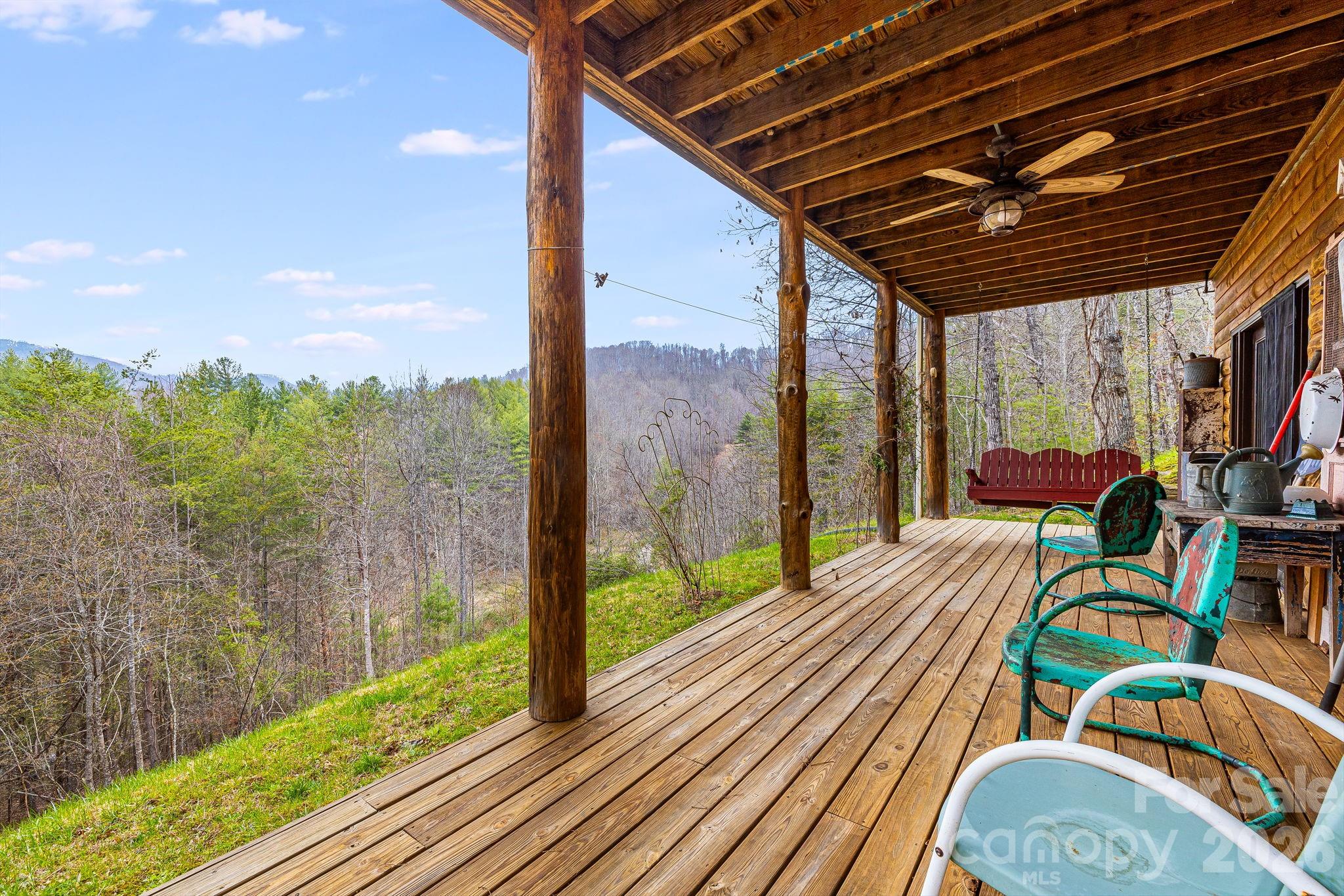 409 Hamlet Drive Burnsville NC 28714