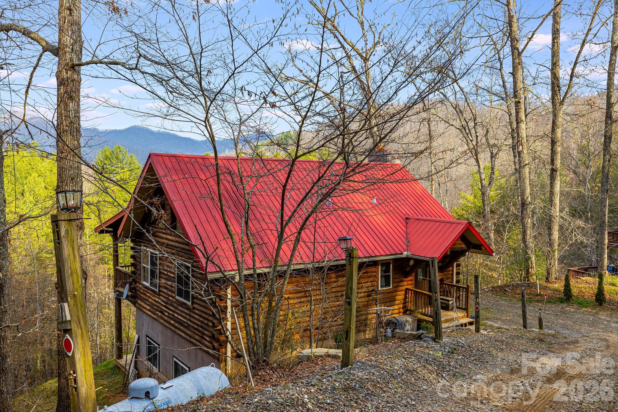 409 Hamlet Drive Burnsville NC 28714