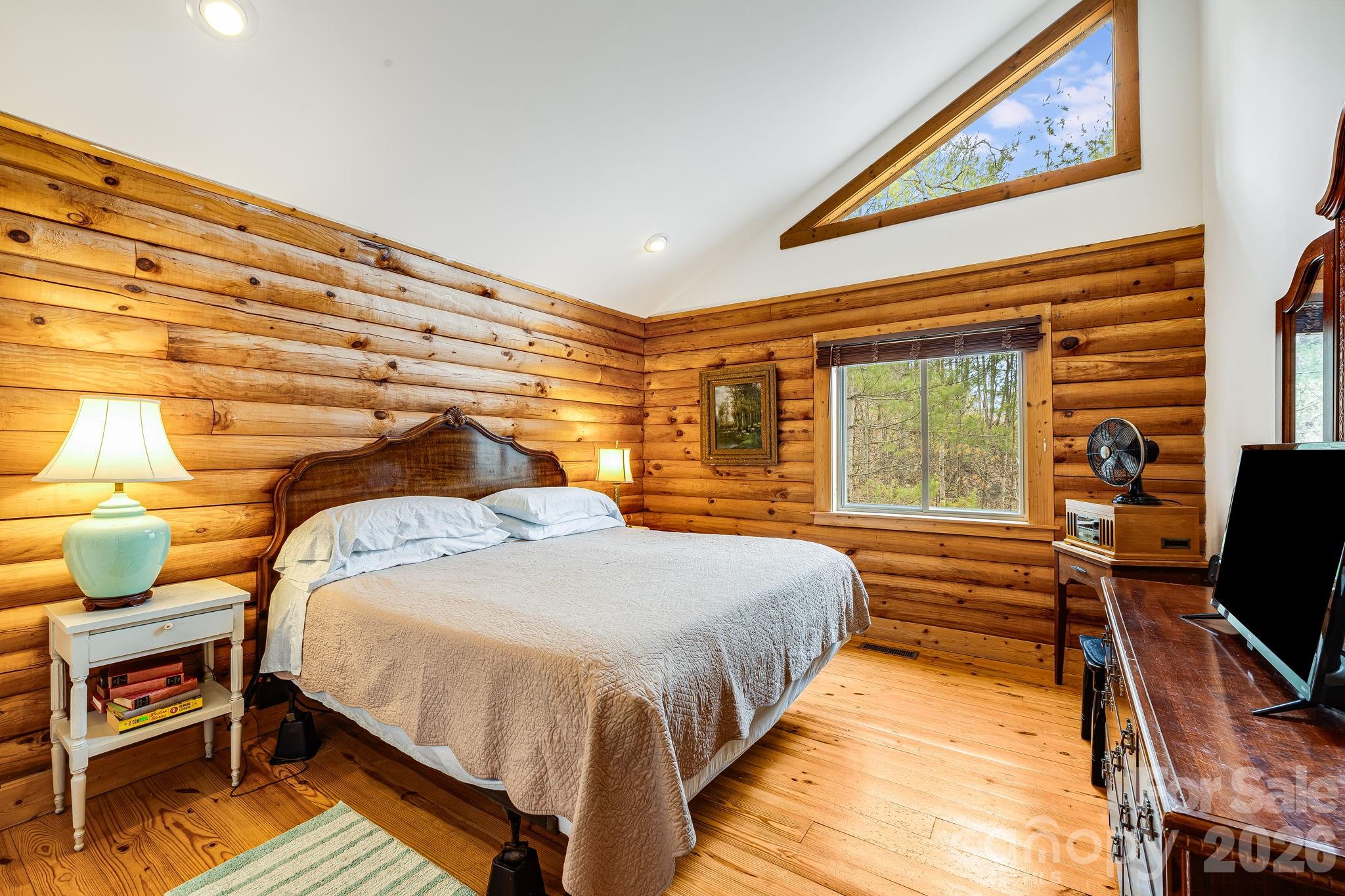 409 Hamlet Drive Burnsville NC 28714