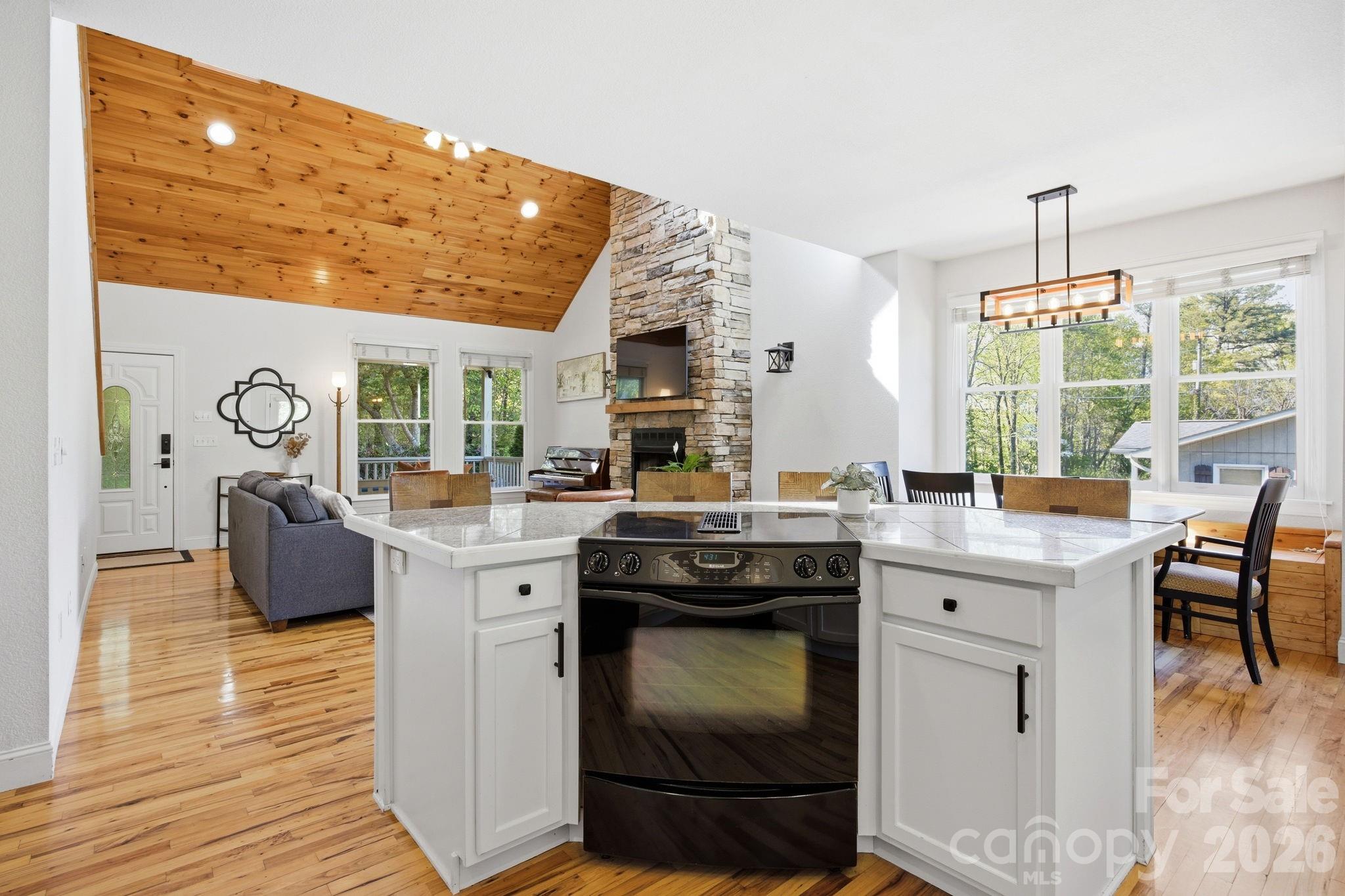 612 Christian Creek Road Swannanoa NC 28778