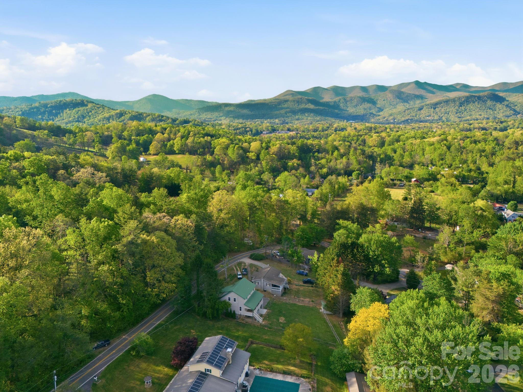 612 Christian Creek Road Swannanoa NC 28778