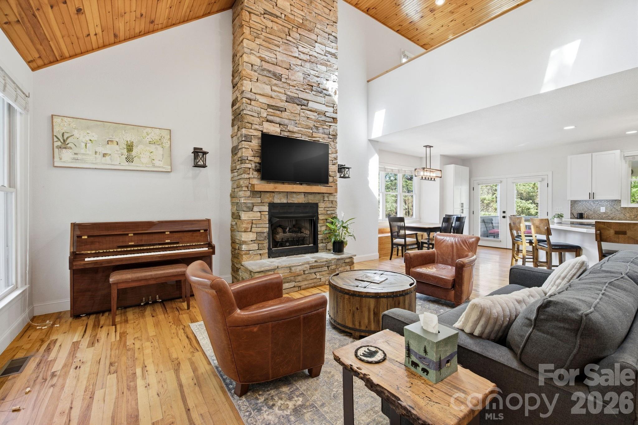 612 Christian Creek Road Swannanoa NC 28778