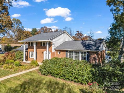 101 Bent Creek Ranch Road Asheville NC 28806