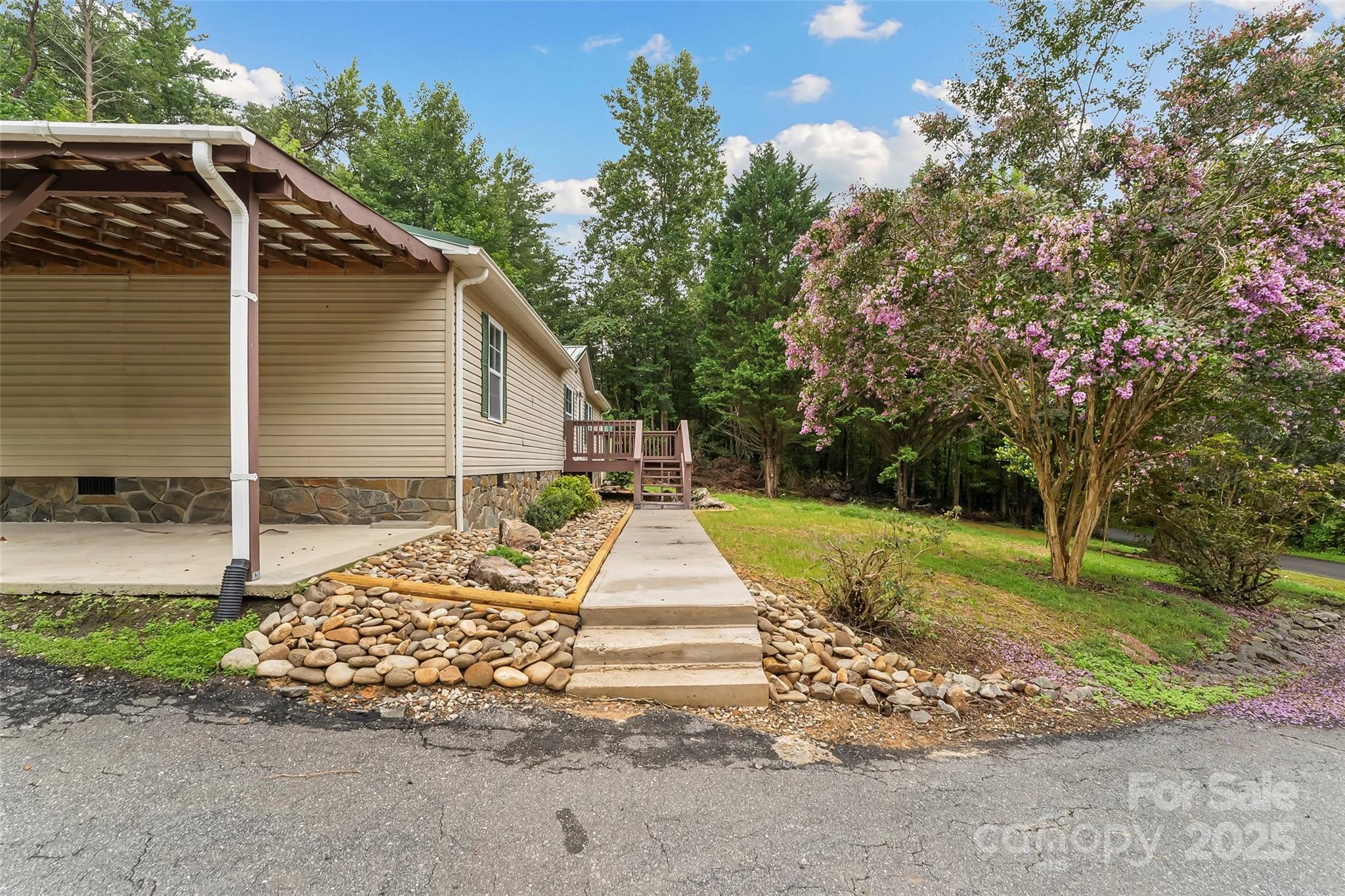2236 Sisue Street Morganton NC 28655