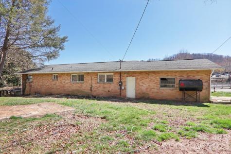 541 Paragon Parkway Waynesville NC 28786