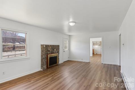 541 Paragon Parkway Waynesville NC 28786
