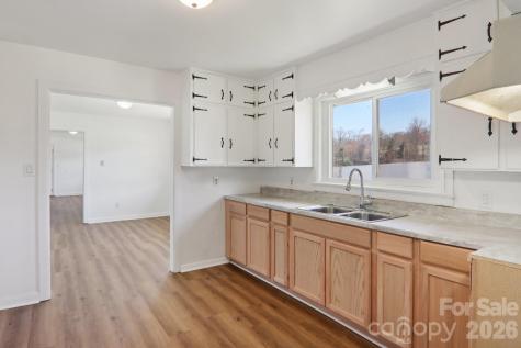 541 Paragon Parkway Waynesville NC 28786