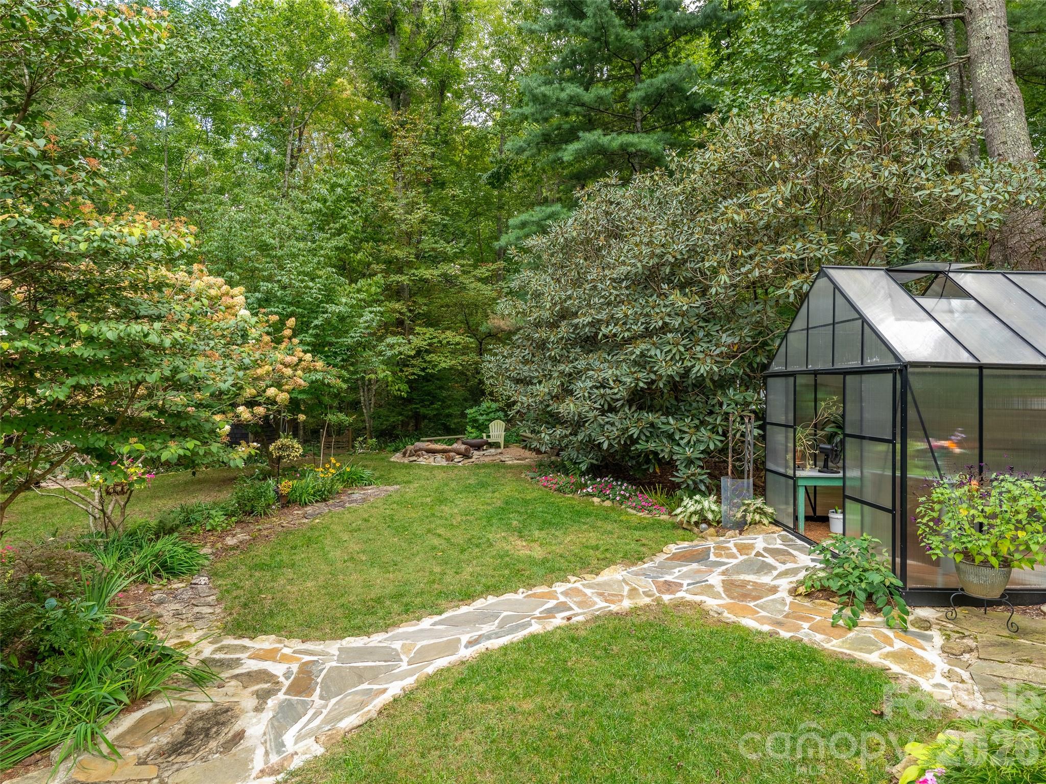 85 Chestnut Hill Road Gerton NC 28735