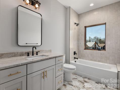 48 Verde Drive Asheville NC 28806