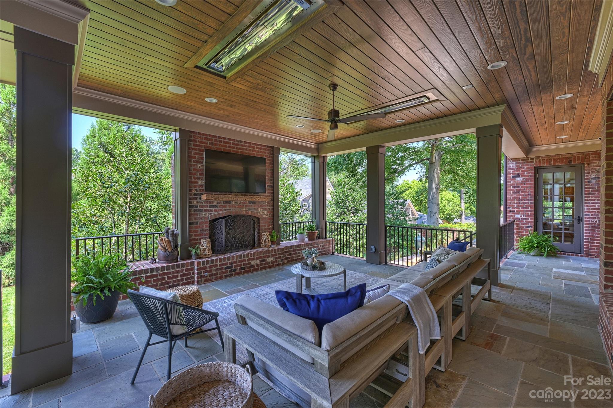 3000 Brandon Manor Lane Charlotte NC 28211