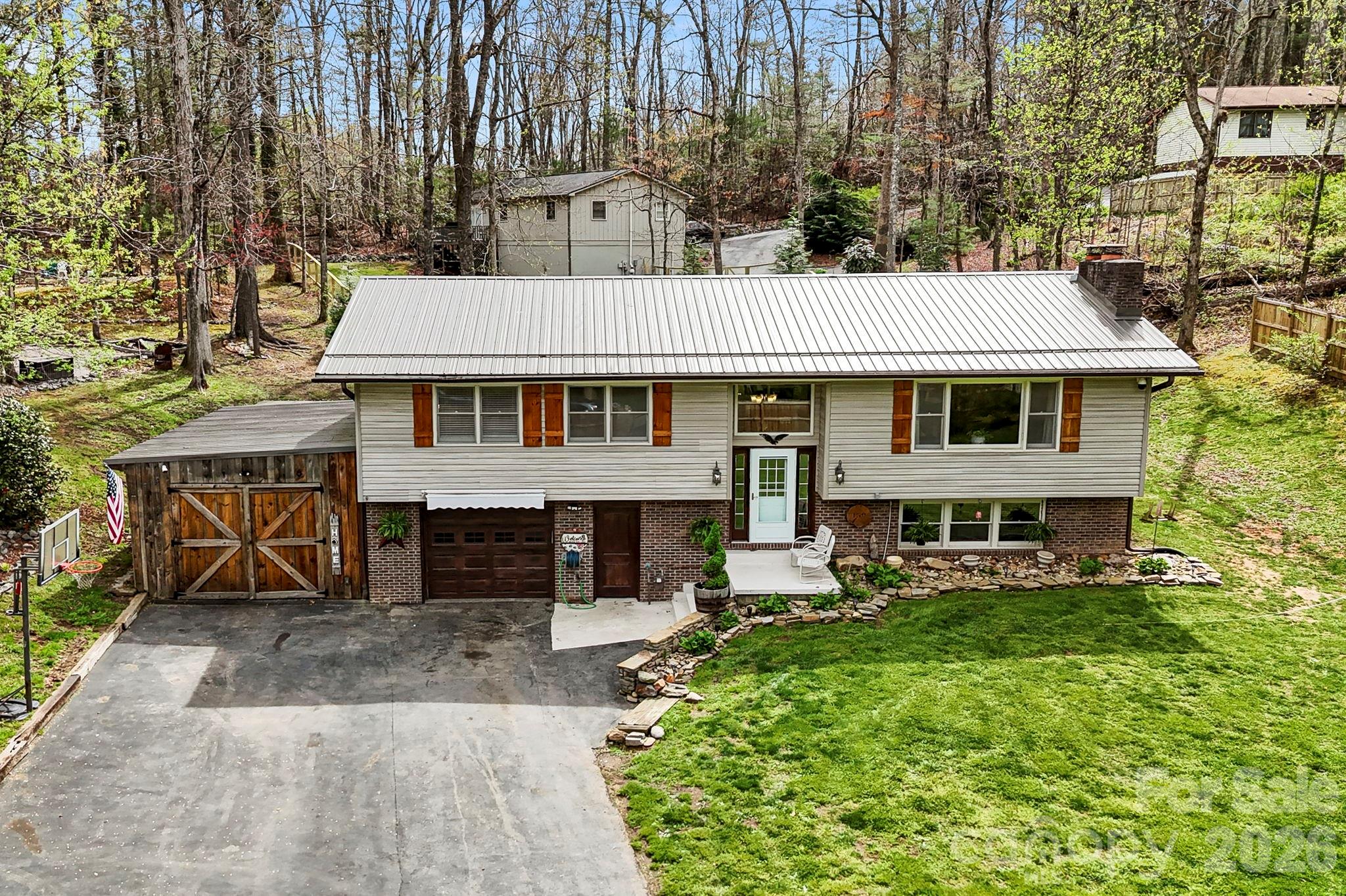 150 Timberlane Drive Etowah NC 28729