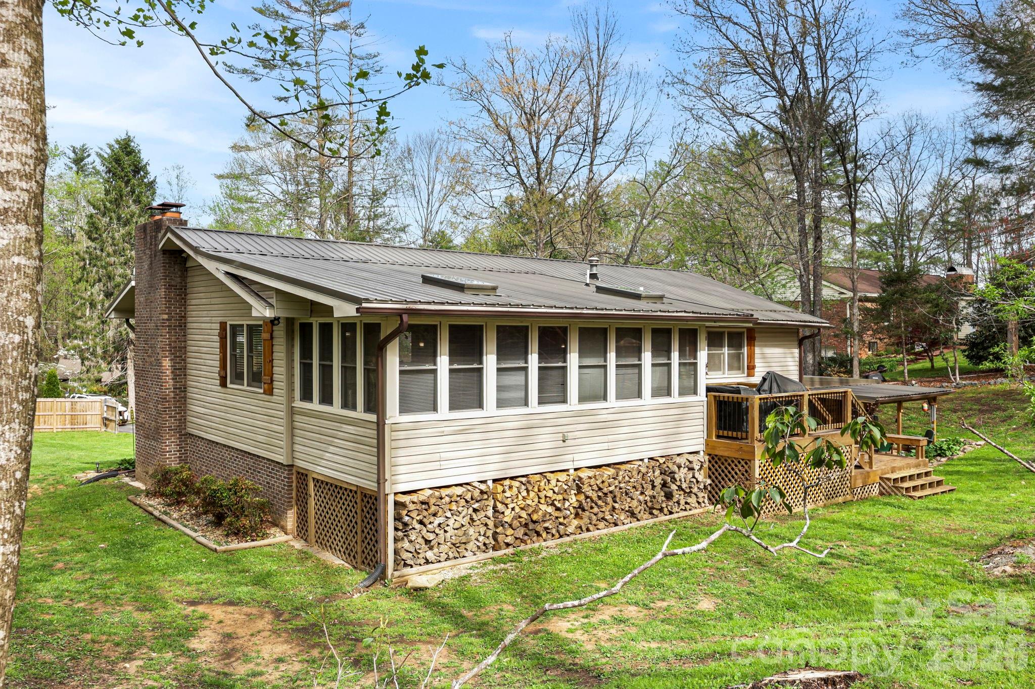 150 Timberlane Drive Etowah NC 28729