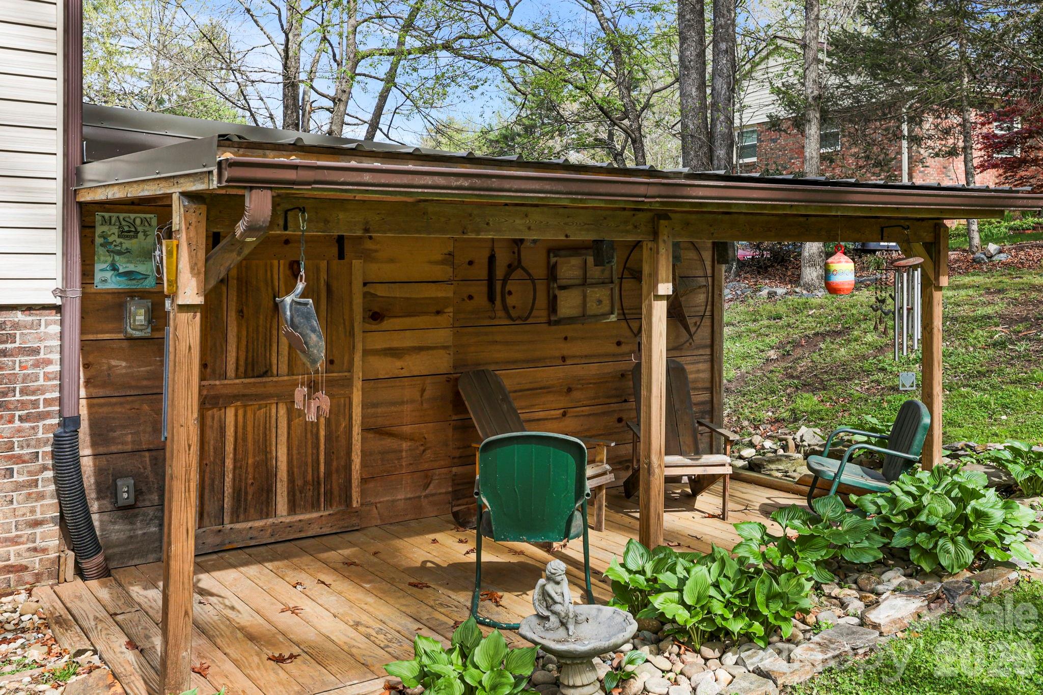 150 Timberlane Drive Etowah NC 28729