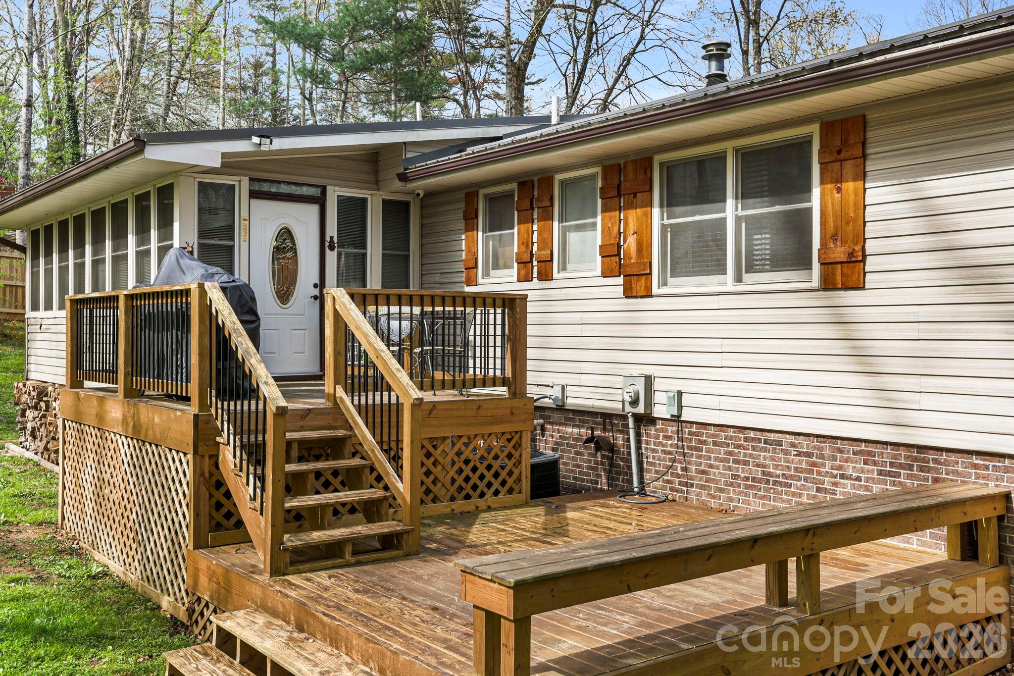 150 Timberlane Drive Etowah NC 28729