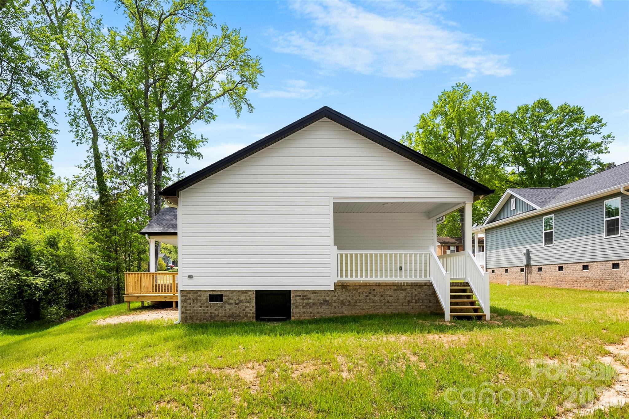 108 W Iowa Avenue Bessemer City NC 28016