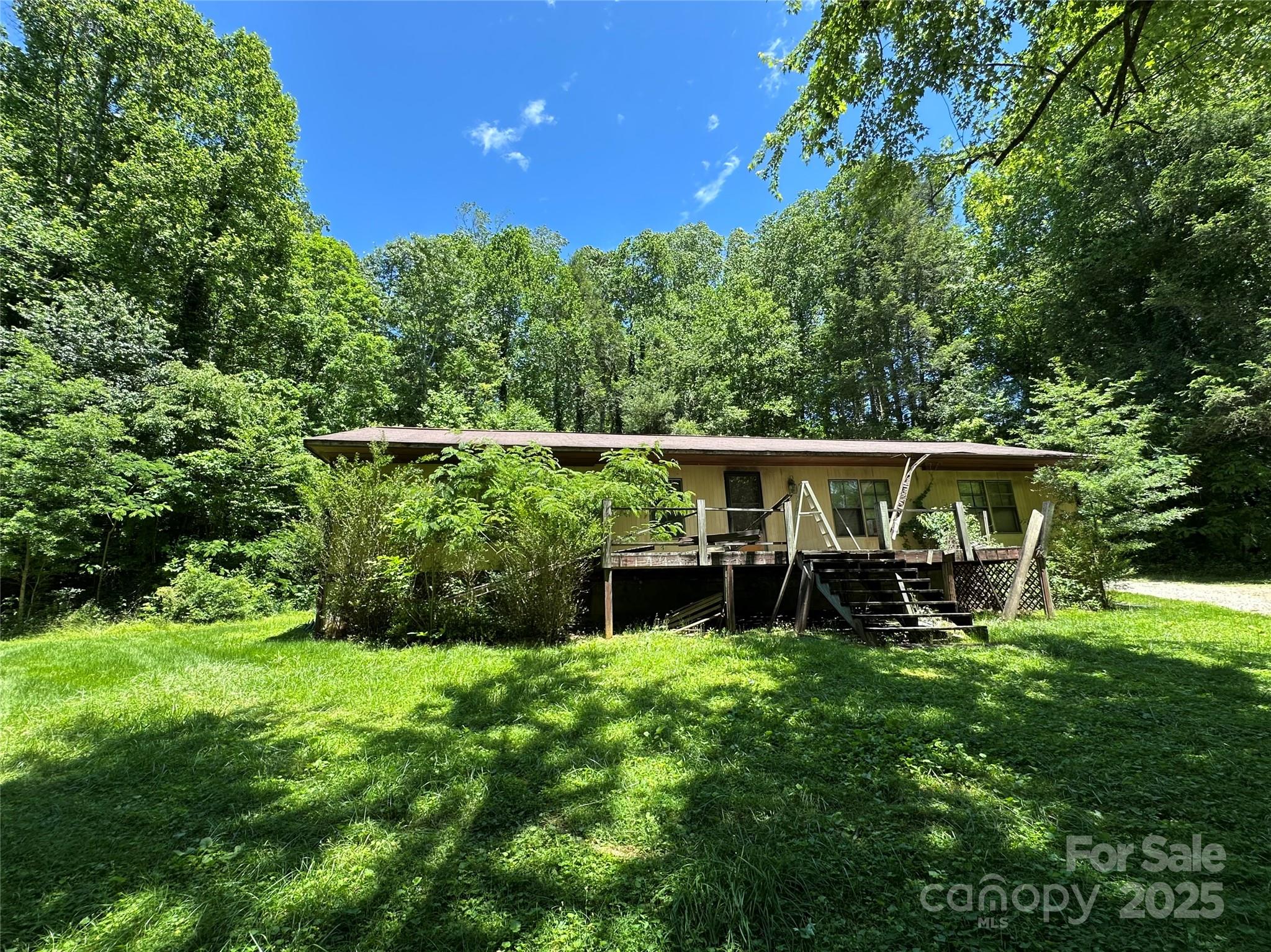 204 Long Street Marion NC 28752