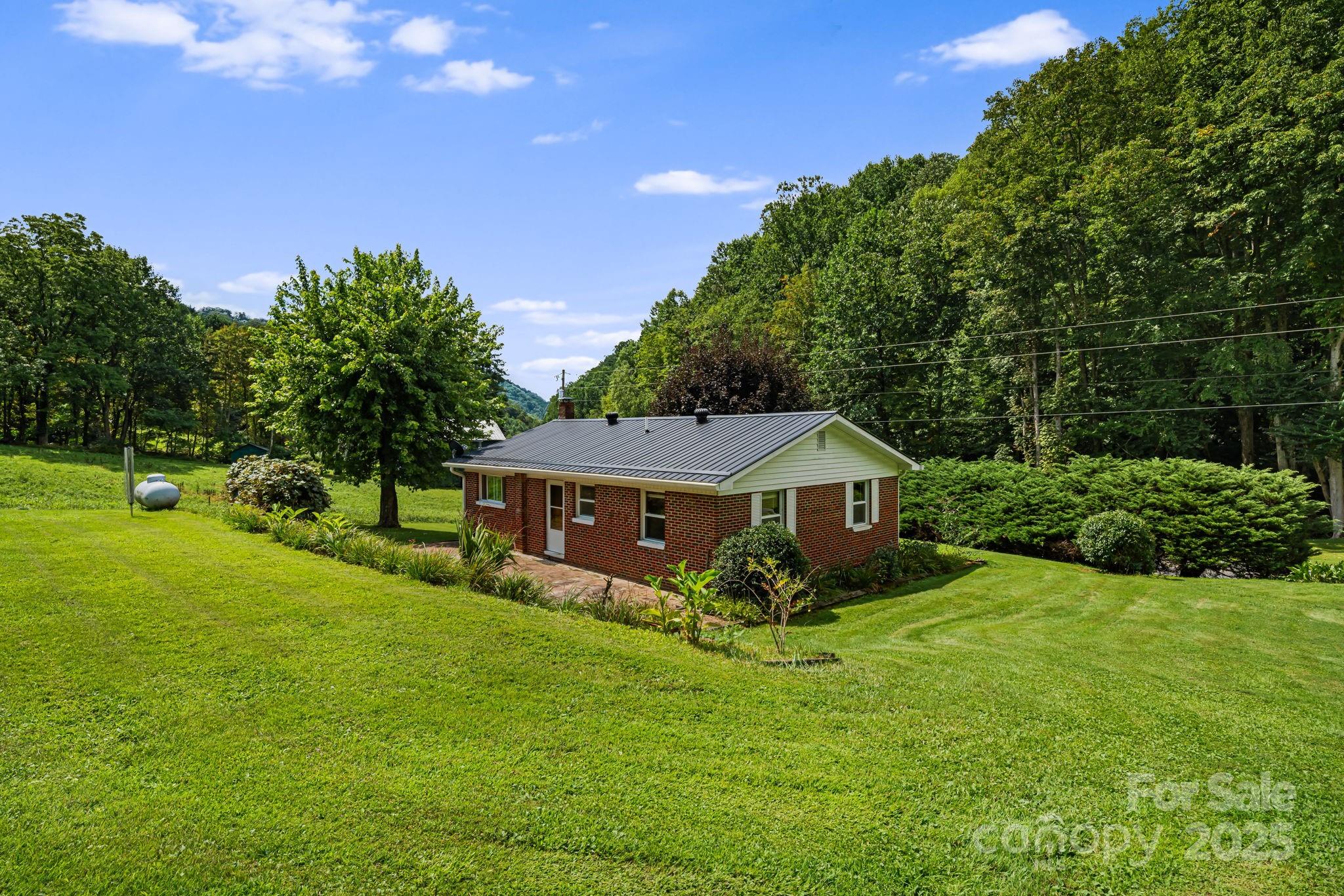 474 Smith Creek Road Mars Hill NC 28754