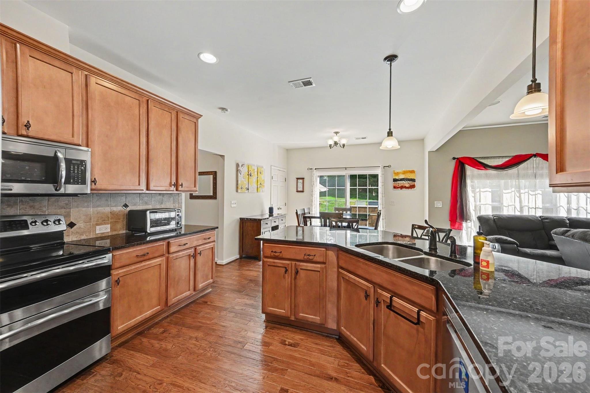 9107 Kensington Forest Drive Harrisburg NC 28075