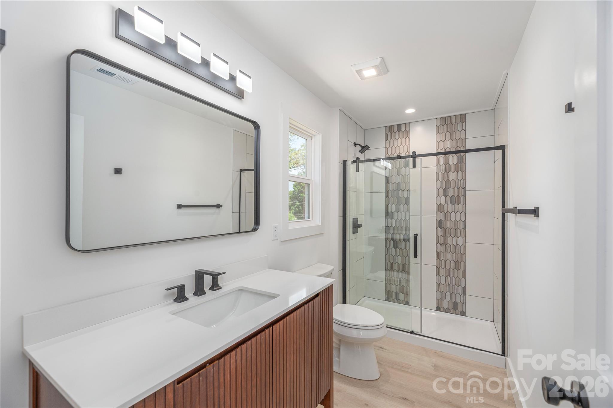 32 Oak Hill Road Candler NC 28715