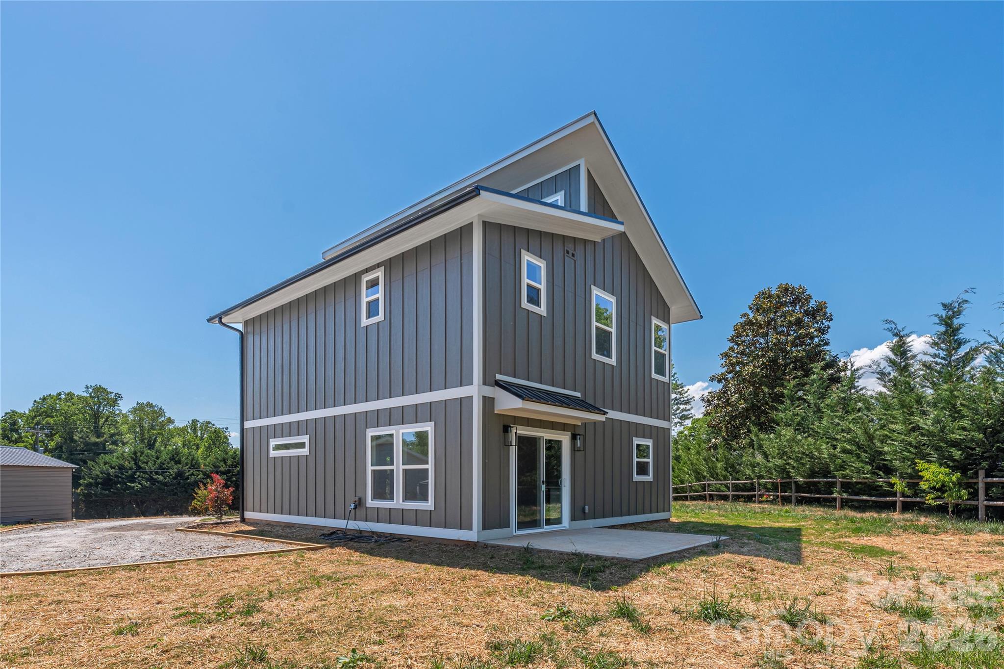 32 Oak Hill Road Candler NC 28715