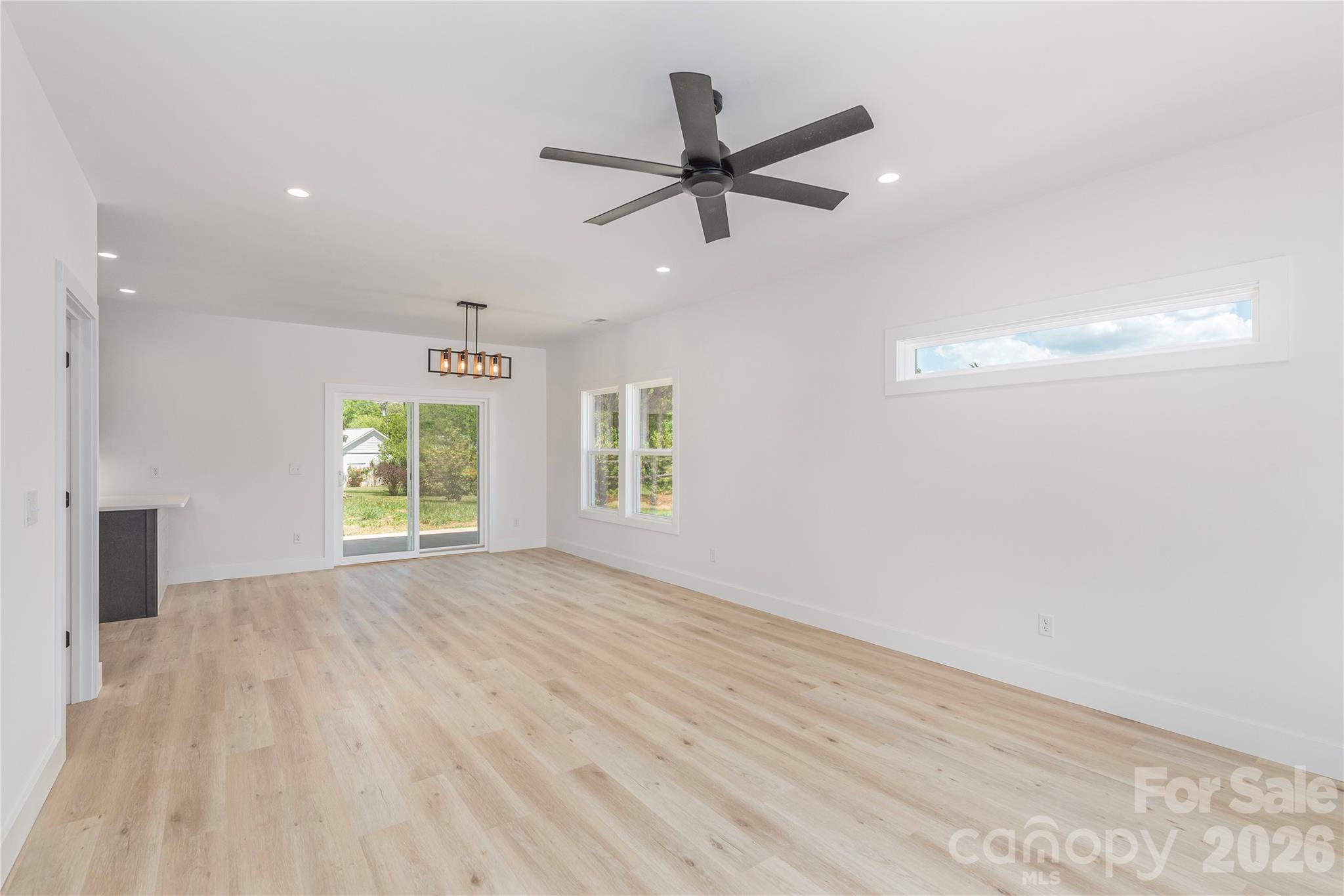 32 Oak Hill Road Candler NC 28715