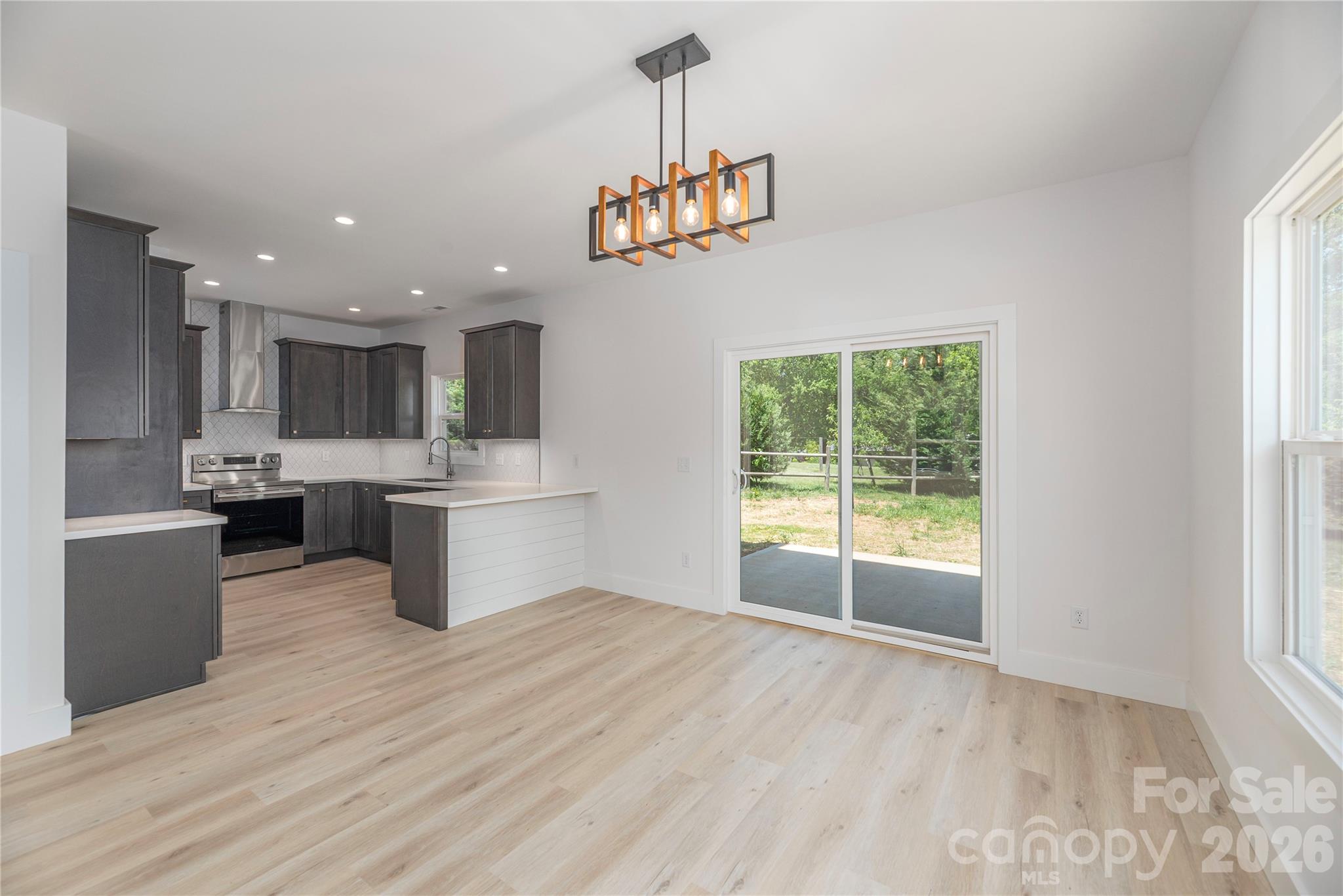 32 Oak Hill Road Candler NC 28715
