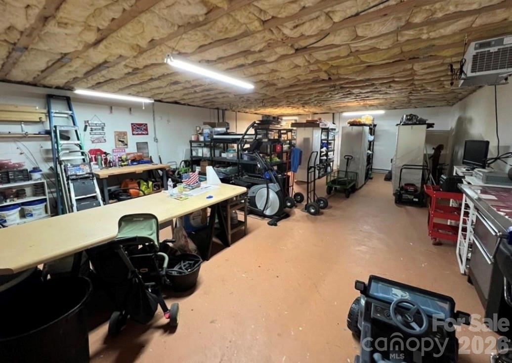 229 Spring Brook Road Newland NC 28657