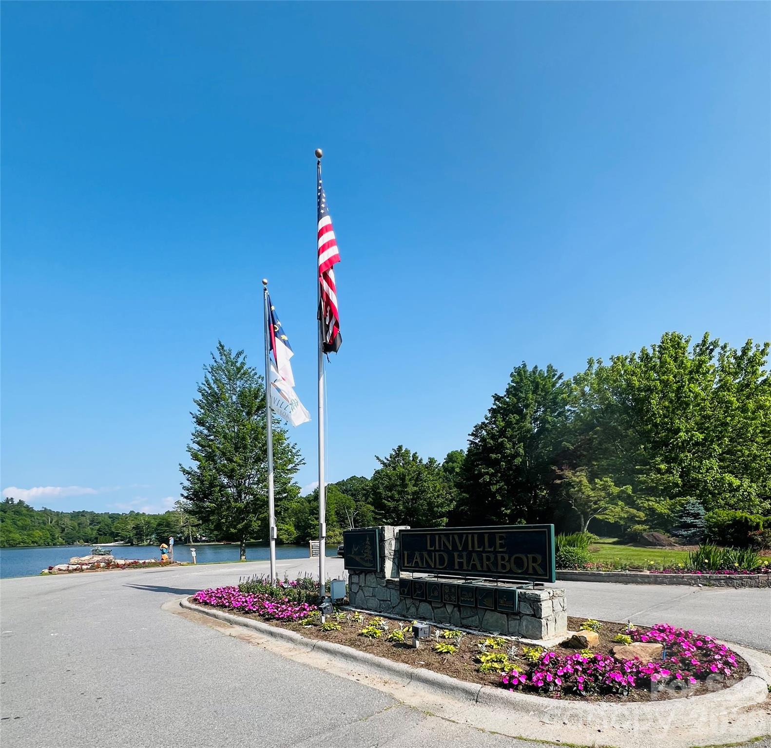 229 Spring Brook Road Newland NC 28657