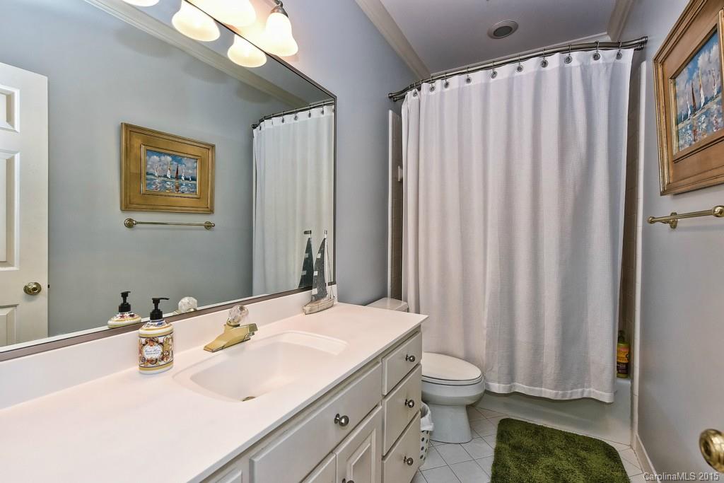 2215 Sharon Lane Charlotte NC 28211