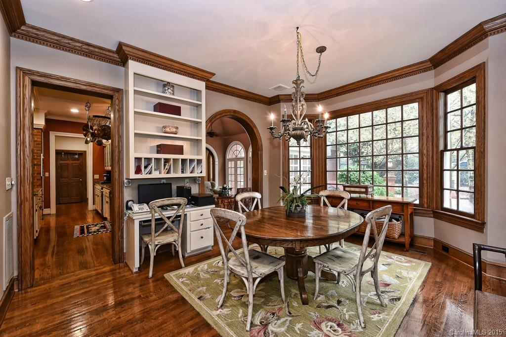 2215 Sharon Lane Charlotte NC 28211