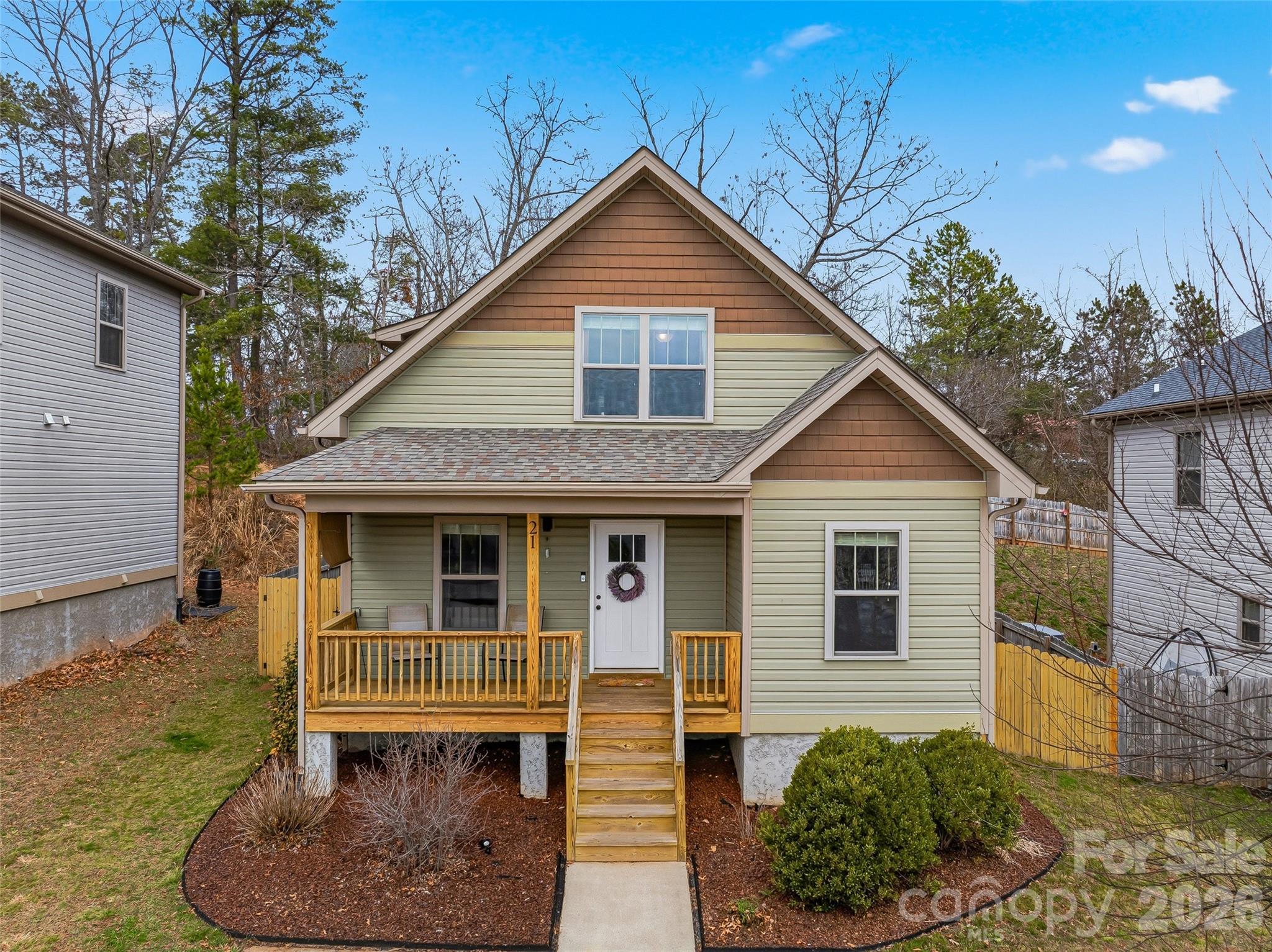21 Yarrow Meadow Road Weaverville NC 28787