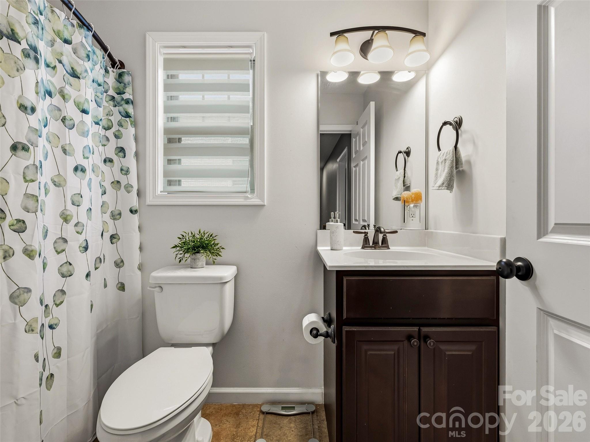 21 Yarrow Meadow Road Weaverville NC 28787