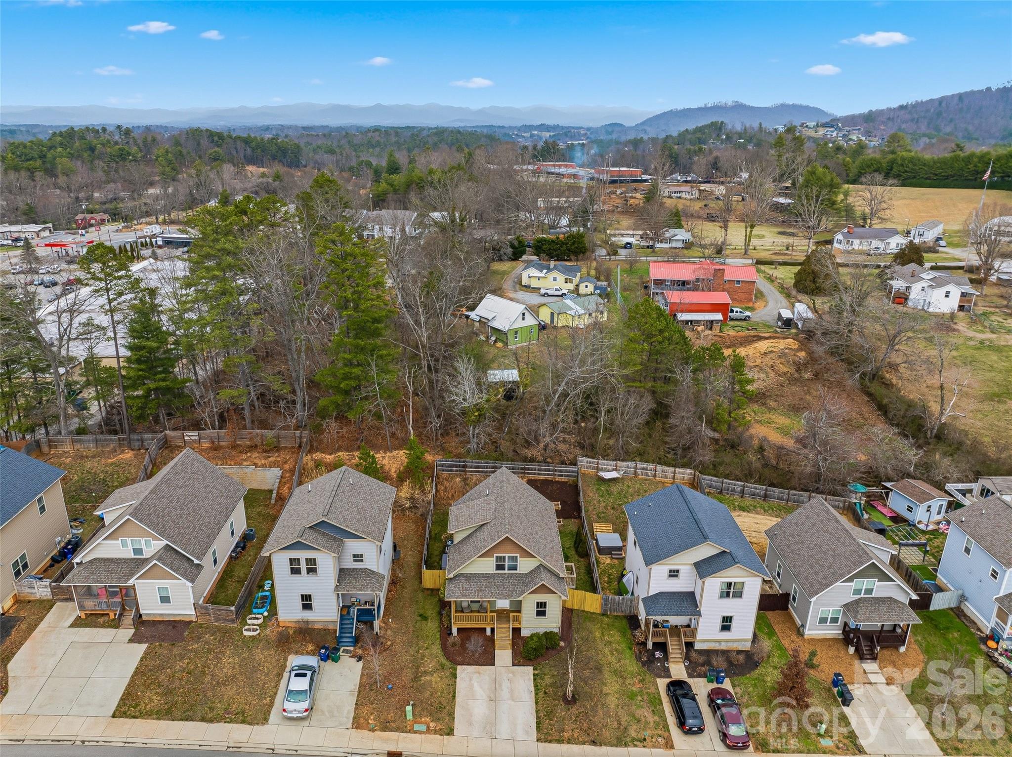 21 Yarrow Meadow Road Weaverville NC 28787